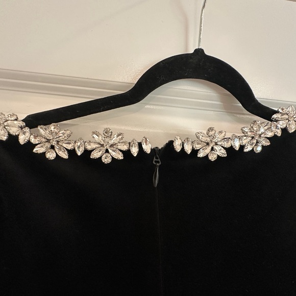 NADINE MERABI Black Velvet Long Sleeve Dress - Picture 3 of 4